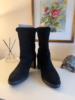 Aquatalia Boots - New Condition Black Suede w/Shearling - Made in Italy